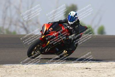 media/Sep-20-2025-TrackDaz (Sat) [[27f0cde673]]/A Group/11am (Turn 2)/